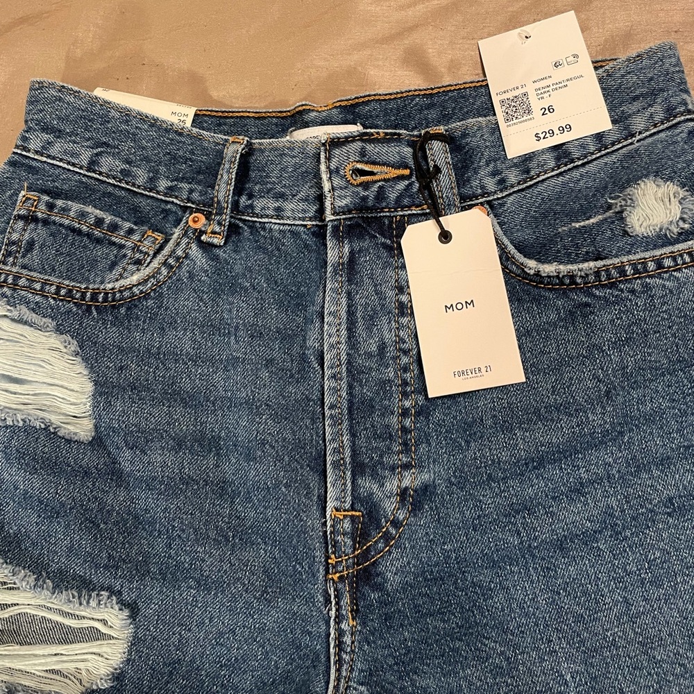Forever 21 denim jeans size 26 medium wash